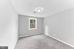 304 Frazer Pl, New Castle, DE 19720 - Photo 9