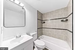 304 Frazer Pl, New Castle, DE 19720 - Photo 7