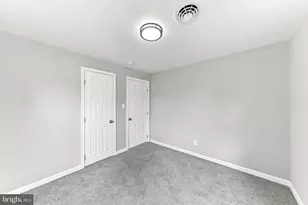 304 Frazer Pl, New Castle, DE 19720 - Photo 3