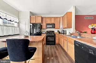 325 Latrobe Dr, Newark, DE 19702 - Photo 5