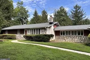 1502 Upper Greenbriar Rd, Wilmington, DE 19810 - Photo 1