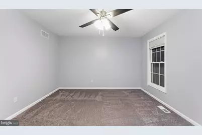 7 Greenwich Court, Newark, DE 19702 - Photo 9