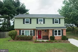 34 Craig Rd, Bear, DE 19701 - Photo 1