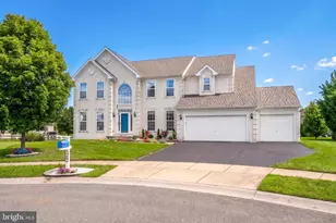 748 Tracy Cir, Townsend, DE 19734 - Photo 1