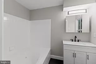 28 Eynon Ct, Hockessin, DE 19707 - Photo 17