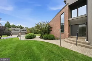 24 Downs Dr, Wilmington, DE 19807 - Photo 5