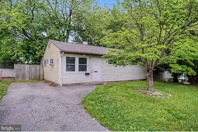 7 Deborah Avenue, New Castle, DE 19720 - Photo 1