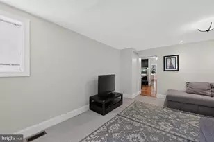 826 N Van Buren St, Wilmington, DE 19806 - Photo 17