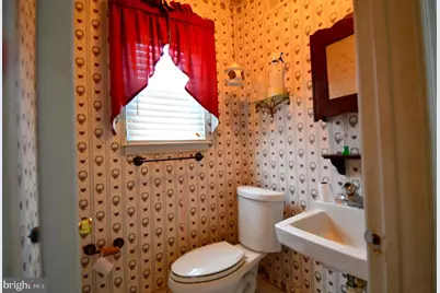35 Valley Forge Court, Newark, DE 19702 - Photo 11