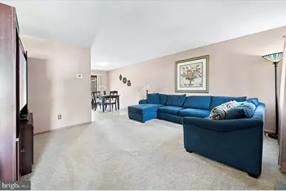 225 E Green Valley Circle, Newark, DE 19711 - Photo 5