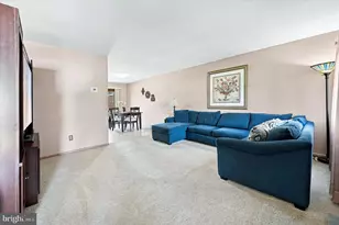225 E Green Valley Cir, Newark, DE 19711 - Photo 5
