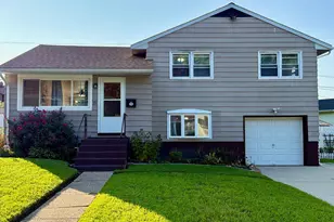 18 Aquilla Ave, New Castle, DE 19720 - Photo 1