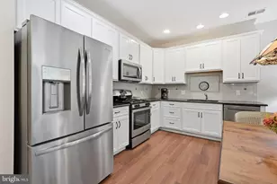 6 Fountainview Dr, Newark, DE 19713 - Photo 9