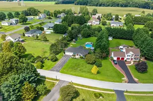 105 Lynn Cir, Middletown, DE 19709 - Photo 3