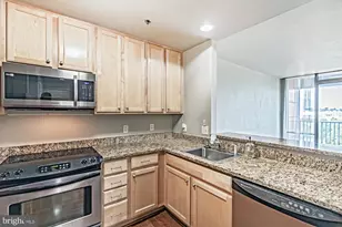 105 Christina Landing Dr, Wilmington, DE 19801 - Photo 3