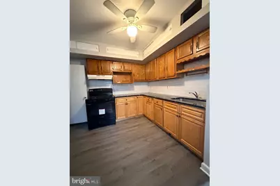 111 E 24th Street, Wilmington, DE 19802 - Photo 5