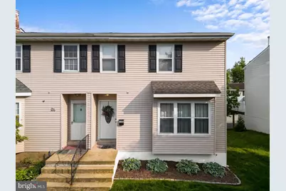 128 E Green Valley Circle, Newark, DE 19711 - Photo 1