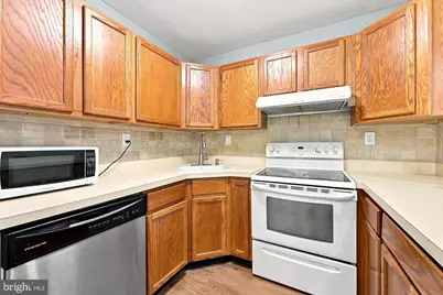 4860 W Brigantine Court, Wilmington, DE 19808 - Photo 9