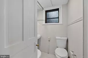 617 W 9th St, Wilmington, DE 19801 - Photo 13