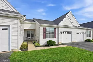20 Grand National Ln, Newark, DE 19702 - Photo 1