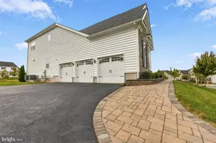 1027 Matthew Wy, New Castle, DE 19720 - Photo 5