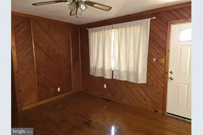 128 W Edinburgh Drive, New Castle, DE 19720 - Photo 3