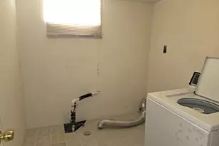 128 W Edinburgh Dr, New Castle, DE 19720 - Photo 19