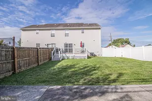 211 E Hazeldell Ave, New Castle, DE 19720 - Photo 19