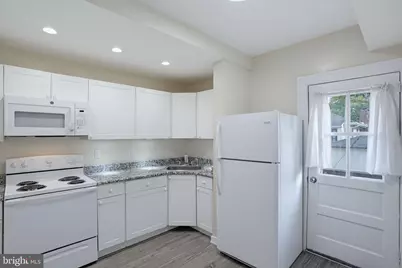 611 Deemer Place, New Castle, DE 19720 - Photo 25