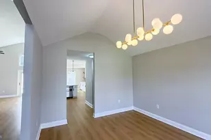 402 Park Ave, New Castle, DE 19720 - Photo 15