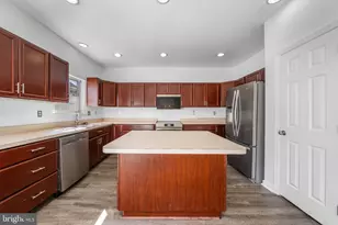 709 Observatory Dr, Bear, DE 19701 - Photo 17