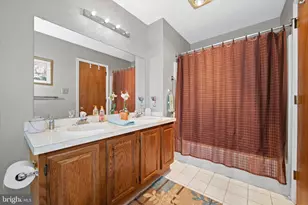13 Green Meadow Ct, Newark, DE 19711 - Photo 25