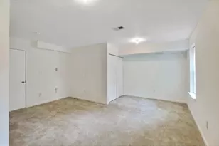 657 Jacobsen Cir, Newark, DE 19702 - Photo 9