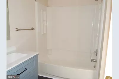 862 N Waterford Lane, Wilmington, DE 19808 - Photo 17