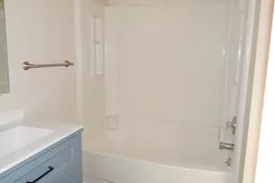 862 N Waterford Ln, Wilmington, DE 19808 - Photo 17