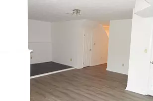 862 N Waterford Ln, Wilmington, DE 19808 - Photo 19