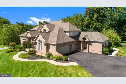 7 Lakewood Circle, Newark, DE 19711 - Photo 1