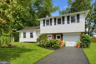 37 E Cherokee Dr, Newark, DE 19713 - Photo 1