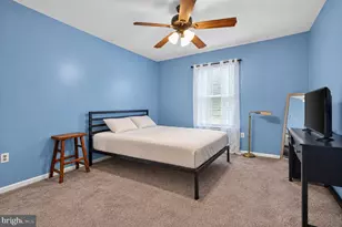 17 E Moyer Dr, Bear, DE 19701 - Photo 21