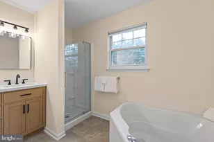 122 W Harvest Dr, New Castle, DE 19720 - Photo 33