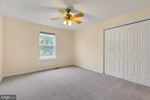 122 W Harvest Dr, New Castle, DE 19720 - Photo 37