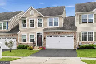 128 E General Grey Ct, Newark, DE 19702 - Photo 1