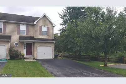 527 Red Bud Court, Wilmington, DE 19805 - Photo 1