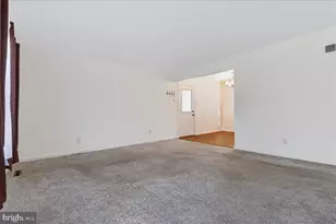 402 Elderfield Rd, Newark, DE 19713 - Photo 5