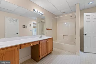 13 Thornberry Ln, Hockessin, DE 19707 - Photo 37