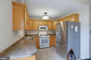 8 Renoir Terrace, Newark, DE 19702 - Photo 11