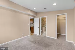 27 W Delaware Ave, Wilmington, DE 19809 - Photo 11