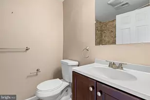 27 W Delaware Ave, Wilmington, DE 19809 - Photo 15