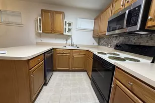 3902 Eastview Ln, Wilmington, DE 19802 - Photo 9