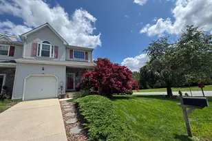 102 Shinn Cir, Wilmington, DE 19808 - Photo 1